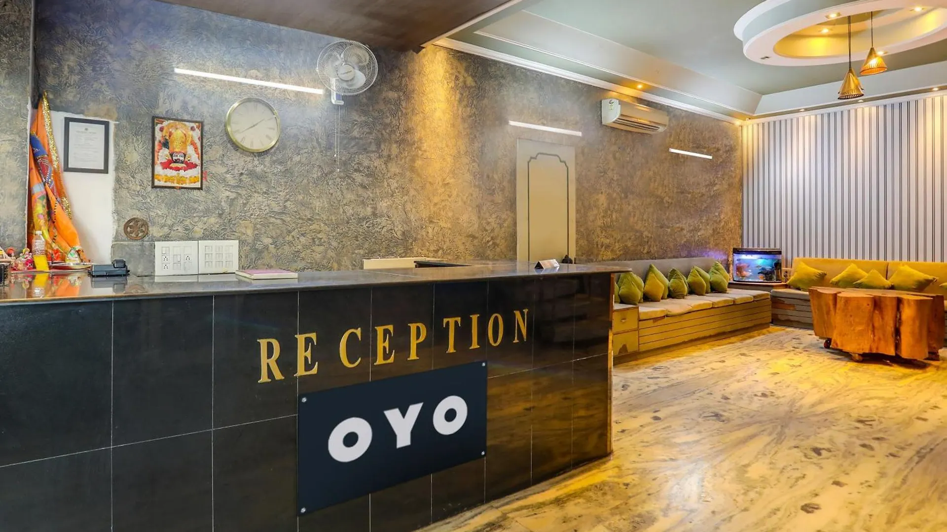 Super Hotel O Tajganj Near Taj Mahal West Gate